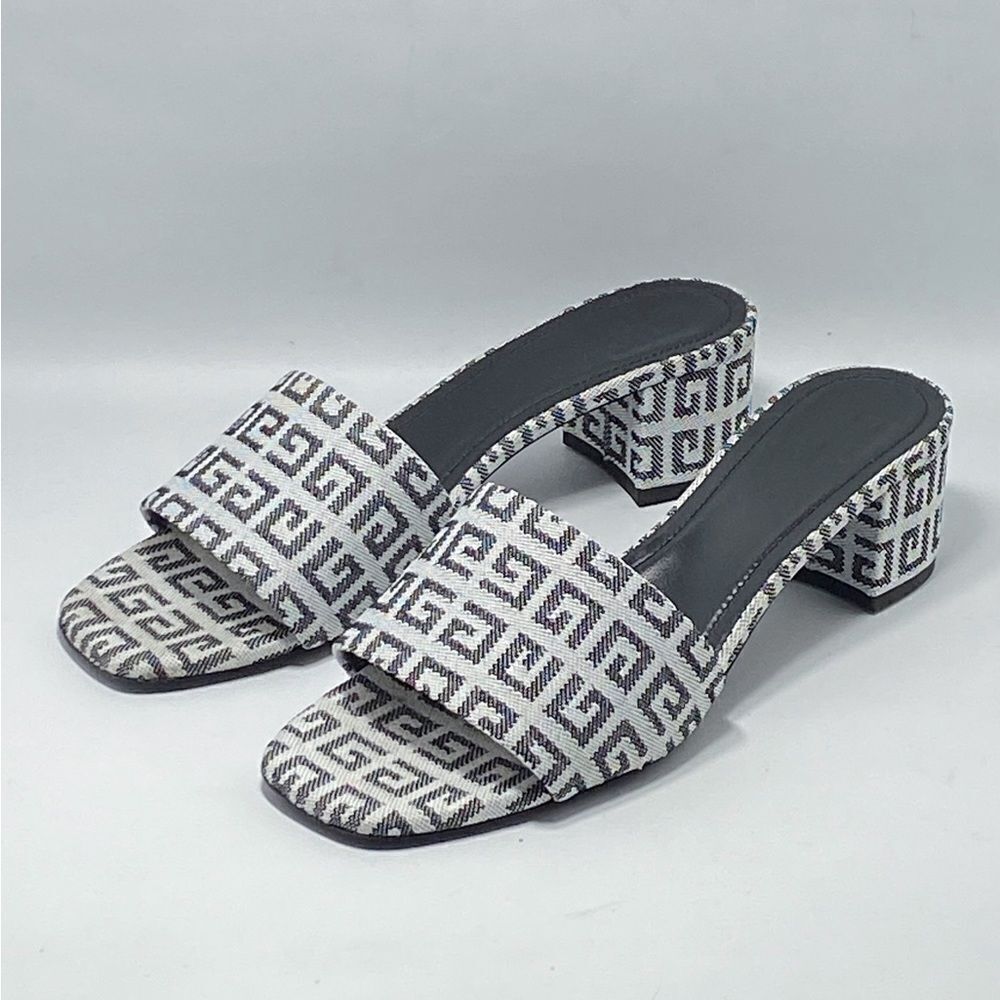 Givenchy 4G Heel Mule Sandals size 39.5